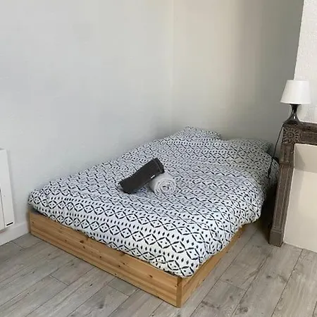 Studio Sous Les Toits Paisible Appartamento *