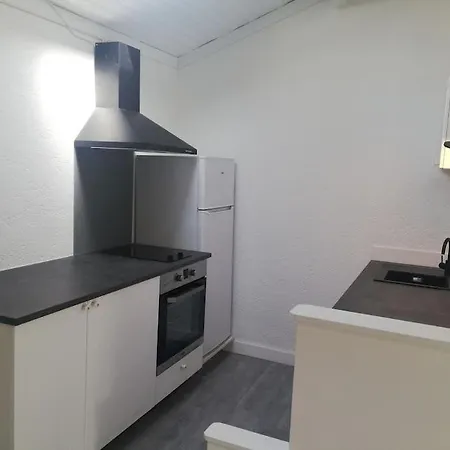 Studio Sous Les Toits Paisible Appartamento Clermont-Ferrand